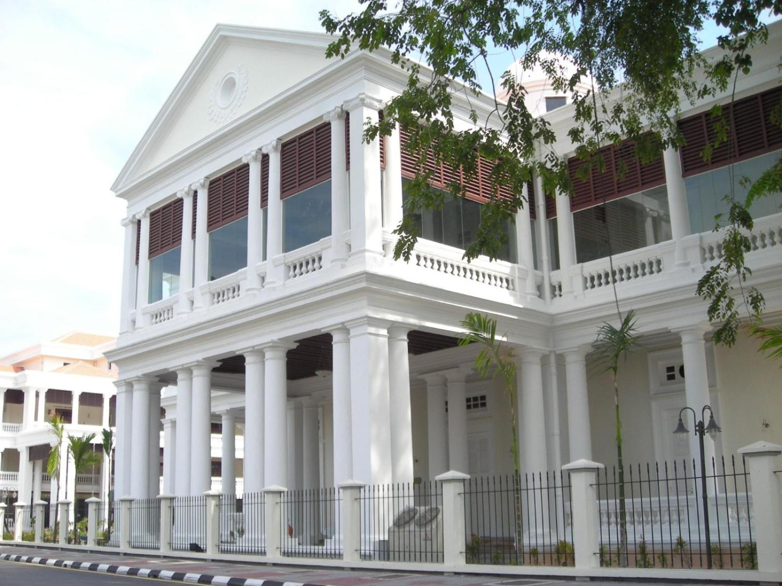 The Georgetown Green Gates Exterior photo